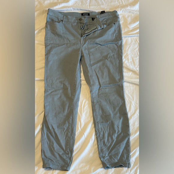 Women’s blue Buffalo, high rise, soft stretch, skinny pants. Size 12/32. - Picture 4 of 5